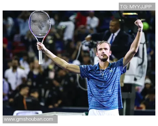 上海网球队以78分稳居大师赛积分榜首位展现强劲实力